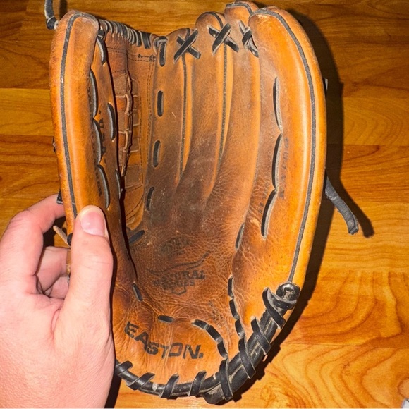 Easton Natural Series NAT80 13" Leather Baseball Glove VRS Gel Pad RHT USA - Picture 10 of 14
